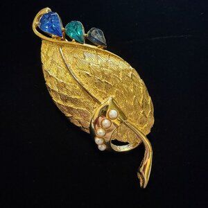 MWS Mark Wasserman Samara Brooch pin gold tone leaf colorful rhinestone accents